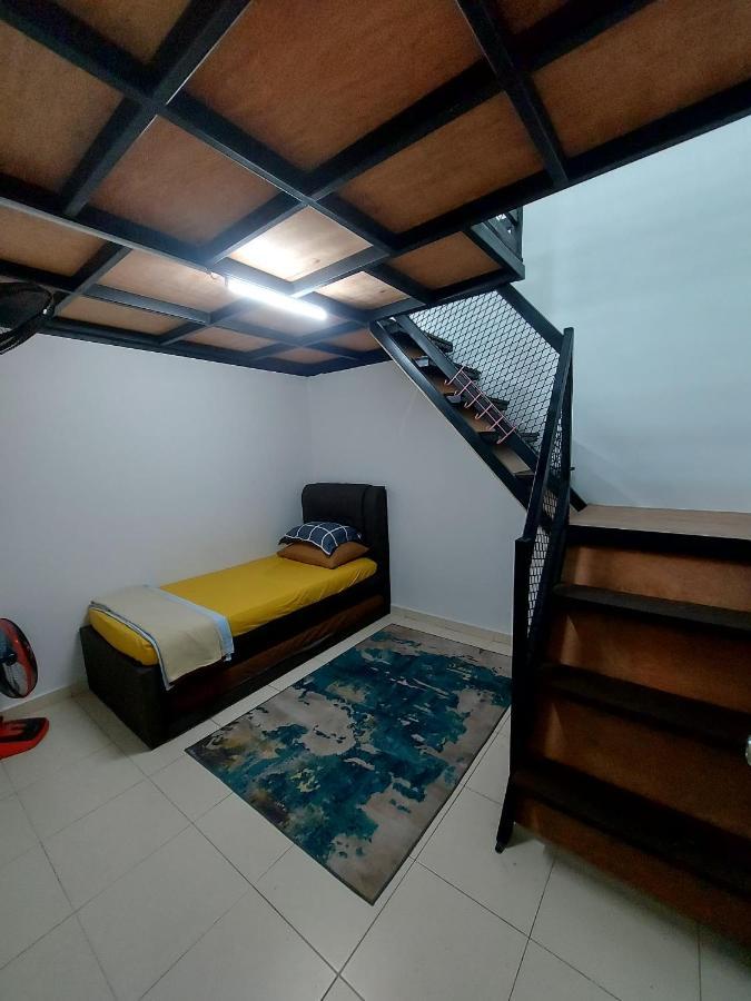 M2H Homestay 关丹 外观 照片